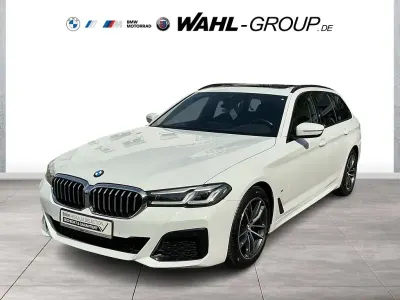 Gebraucht BMW 520 M Sport 190 PS (139 kW) 2021 Weiß Kombi