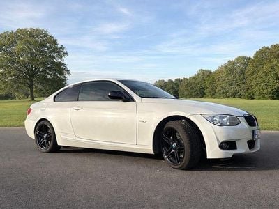 Gebraucht BMW 330 Efficient Dynamics 245 PS (180 kW) 2011 Weiß Coupé
