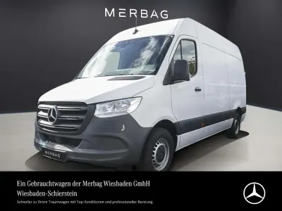 Używany Mercedes Sprinter 170 KM (125 kW) 2021 Biały Van