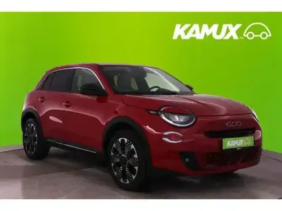 Gebraucht Fiat 600 La Prima 101 PS (74 kW) 2025 Rot SUV