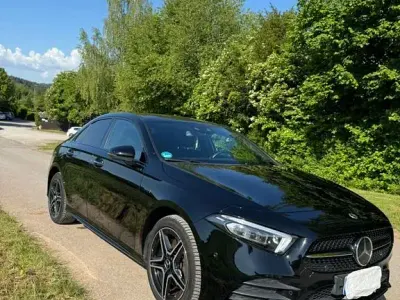 Gebraucht Mercedes A250 AMG 218 PS (160 kW) 2021 Schwarz Limousine
