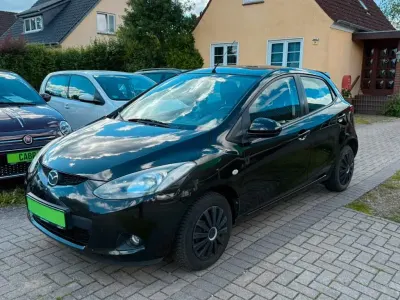Gebraucht Mazda 2 90th Anniversary 75 PS (55 kW) 2010 Schwarz Kleinwagen