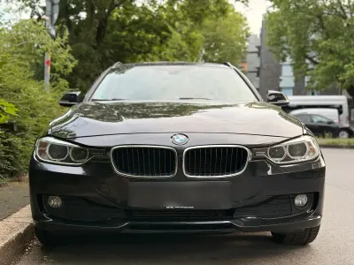 Gebraucht BMW 318 143 PS (105 kW) 2013 Schwarz Kombi