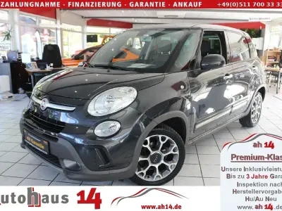 Gebraucht Fiat 500L Trekking 105 PS (77 kW) 2013 Moda siva met. Van / Kleinbus