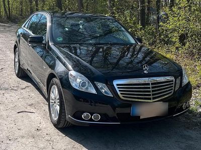 Begagnad Mercedes E200 136 HK (100 kW) 2010 Svart Sedan