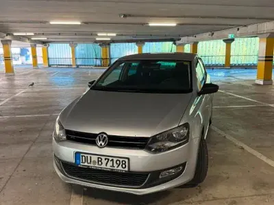 Gebraucht VW Polo Comfortline 69 PS (50 kW) 2011 Silber Kleinwagen