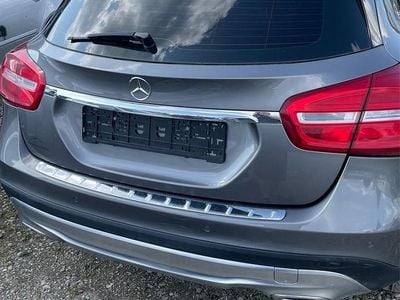 Mercedes GLA200