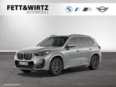 Gebraucht BMW X1 M Sport 163 PS (119 kW) 2025 Spacesilber metallic SUV