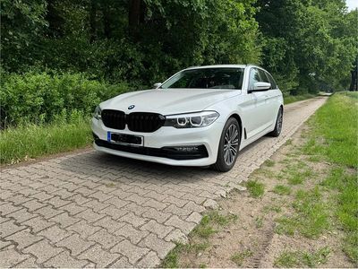 Gebraucht BMW 520 Sport Line 190 PS (139 kW) 2017 Weiß Kombi