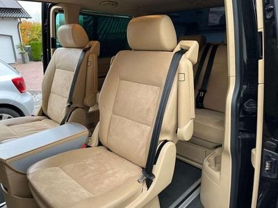 Schwarz Gebraucht 2008 VW T5 Highline Van | 32.000 €