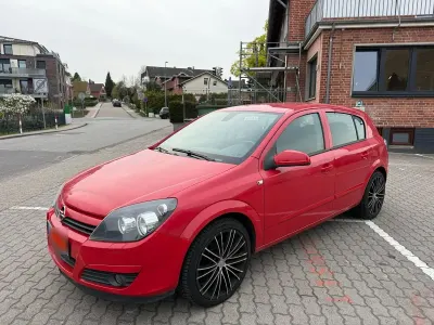 Usata Opel Astra Sport 125 CV (91 kW) 2004 Rosso Berlina