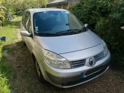 Occasion Renault Scénic II Authentique 113 ch (83 kW) 2006 Gris Monospace