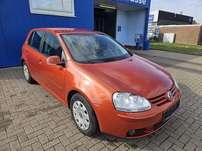 Second-hand VW Golf V Goal 105 CP (77 kW) 2007 Portocaliu Hatchback