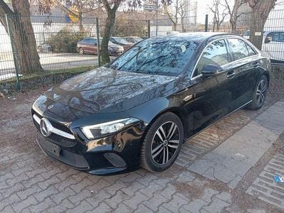 Gebraucht Mercedes A200 163 PS (119 kW) 2021 Schwarz Limousine