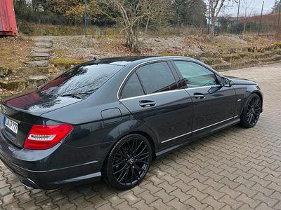 Gebraucht Mercedes C300 231 PS (169 kW) 2011 Schwarz Limousine