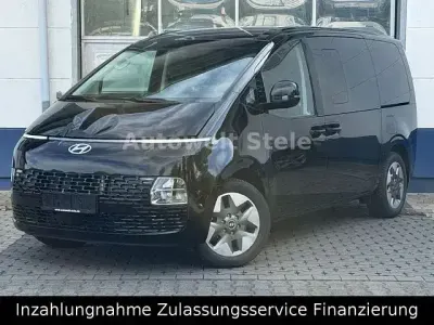 Gebraucht Hyundai Staria Prime 224 PS (164 kW) 2025 Schwarz Van / Kleinbus
