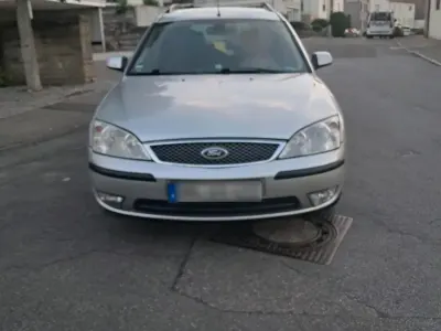 Gebraucht Ford Mondeo 146 PS (107 kW) 2005 Silber Kombi