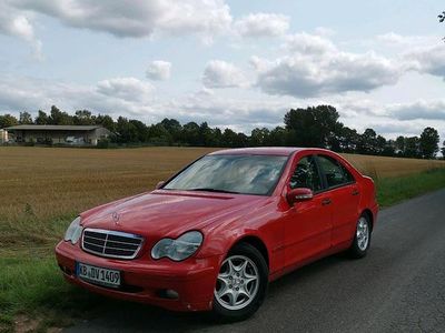 Mercedes C200