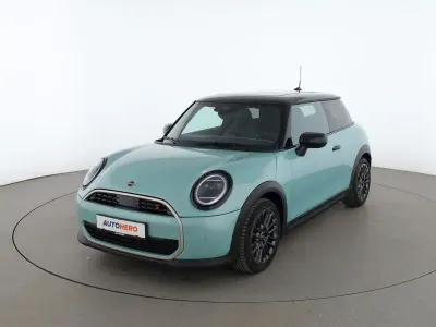 Gebraucht Mini Cooper S Favoured 204 PS (150 kW) 2025 Grün Kleinwagen