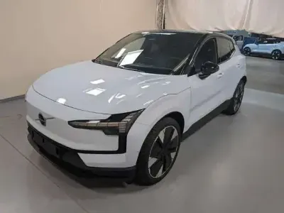 Gebraucht Volvo EX30 Performance 314 kW (428 PS) 2025 Crystal white pearl (metallic) SUV