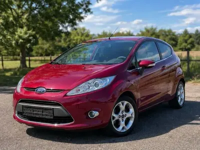 Gebraucht Ford Fiesta Titanium 97 PS (71 kW) 2008 Violet Kleinwagen