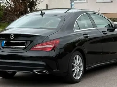 Gebraucht Mercedes CLA220 AMG line 170 PS (125 kW) 2018 Schwarz Limousine