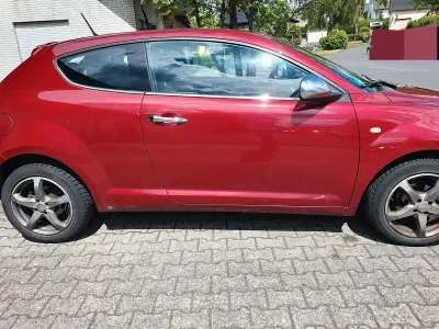 Gebraucht Alfa Romeo MiTo 105 PS (77 kW) 2011 Rot Kleinwagen