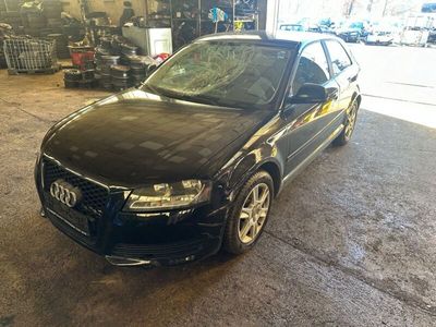 gebraucht Audi A3 1.6 TDI Attraction