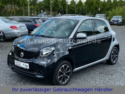 Gebraucht Smart ForFour 71 PS (52 kW) 2015 Schwarz Kleinwagen