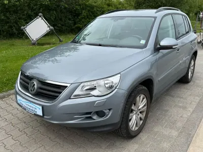 Gebraucht VW Tiguan Track & Field 140 PS (102 kW) 2008 Grau SUV
