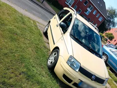 Gebraucht Fiat Panda 69 PS (50 kW) 2012 Gelb Kleinwagen