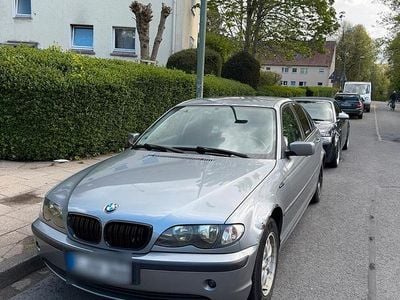 Usata BMW 318 Basis 143 CV (105 kW) 2005 Grigio Berlina