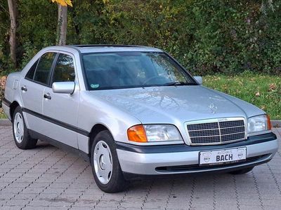 Silber Gebraucht 1994 Mercedes C180 Limousine | 6.999 €