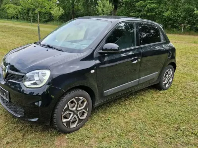 Gebraucht Renault Twingo 73 PS (53 kW) 2020 Schwarz Kleinwagen