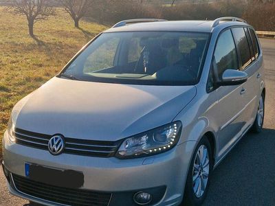 Gebraucht VW Touran Highline 140 PS (102 kW) 2011 Silber Van / Kleinbus