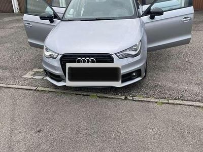 Gebraucht Audi A1 Admired 86 PS (63 kW) 2015 Grau Kleinwagen