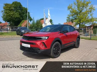 Używany Opel Mokka GS Line 131 KM (96 kW) 2024 Czerwony SUV