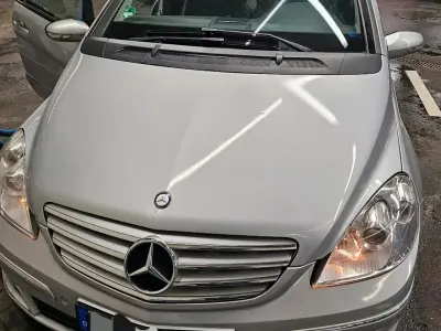 Gebraucht Mercedes B200 130 PS (95 kW) 2005 Silber Van / Kleinbus