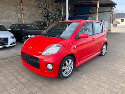 Rot Gebraucht 2008 Daihatsu Sirion Kleinwagen | 3.899 € (Etwas zu teuer)
