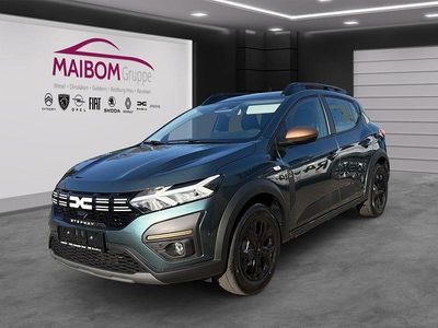 Neu Dacia Sandero Extreme 101 PS (74 kW) 2026 Oxidgrün SUV