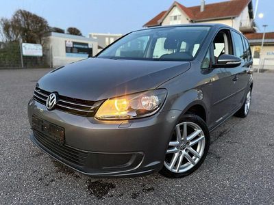 Gebraucht VW Touran 105 PS (77 kW) 2011 Grau Van / Kleinbus