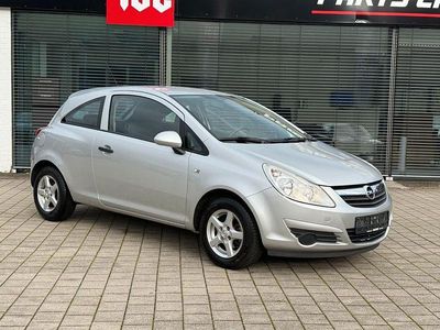 Silber Gebraucht 2009 Opel Corsa Selection Kleinwagen | 5.900 € (Etwas zu teuer)