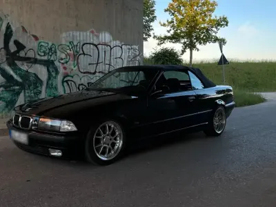 Gebraucht BMW 328 Cabriolet Sport Line 193 PS (141 kW) 1996 Schwarz Cabrio