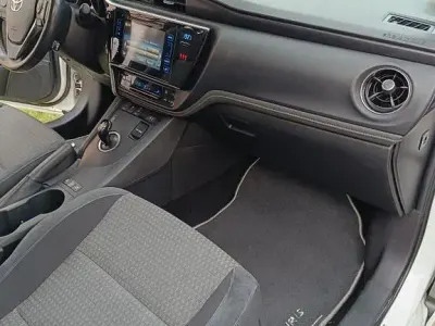 Gebraucht Toyota Auris Touring Sports 136 PS (100 kW) 2018 Weiß Kombi