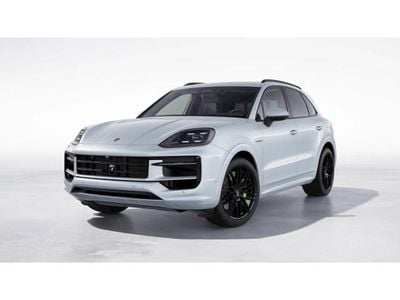 Usata Porsche Cayenne 471 CV (346 kW) 2024 Argento SUV