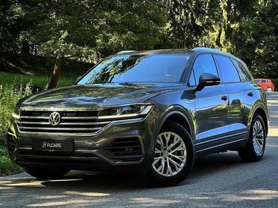 Gebraucht VW Touareg 231 PS (169 kW) 2019 Grau SUV