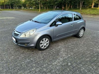 Grau Gebraucht 2007 Opel Corsa Catch Me Kleinwagen | 2.400 € (Guter Preis)