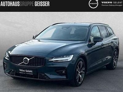 Gebraucht Volvo V60 Plus 197 PS (144 kW) 2025 Blau Kombi