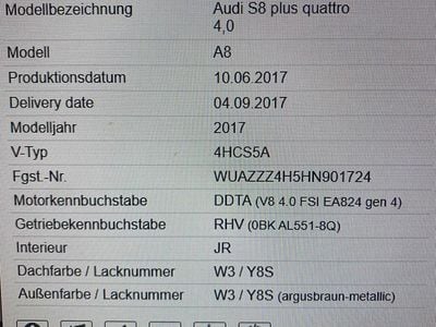 Begagnad Audi S8 plus 605 HK (444 kW) 2017 Brun Sedan