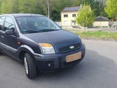 Gebraucht Ford Fusion 80 PS (58 kW) 2009 Kleinwagen